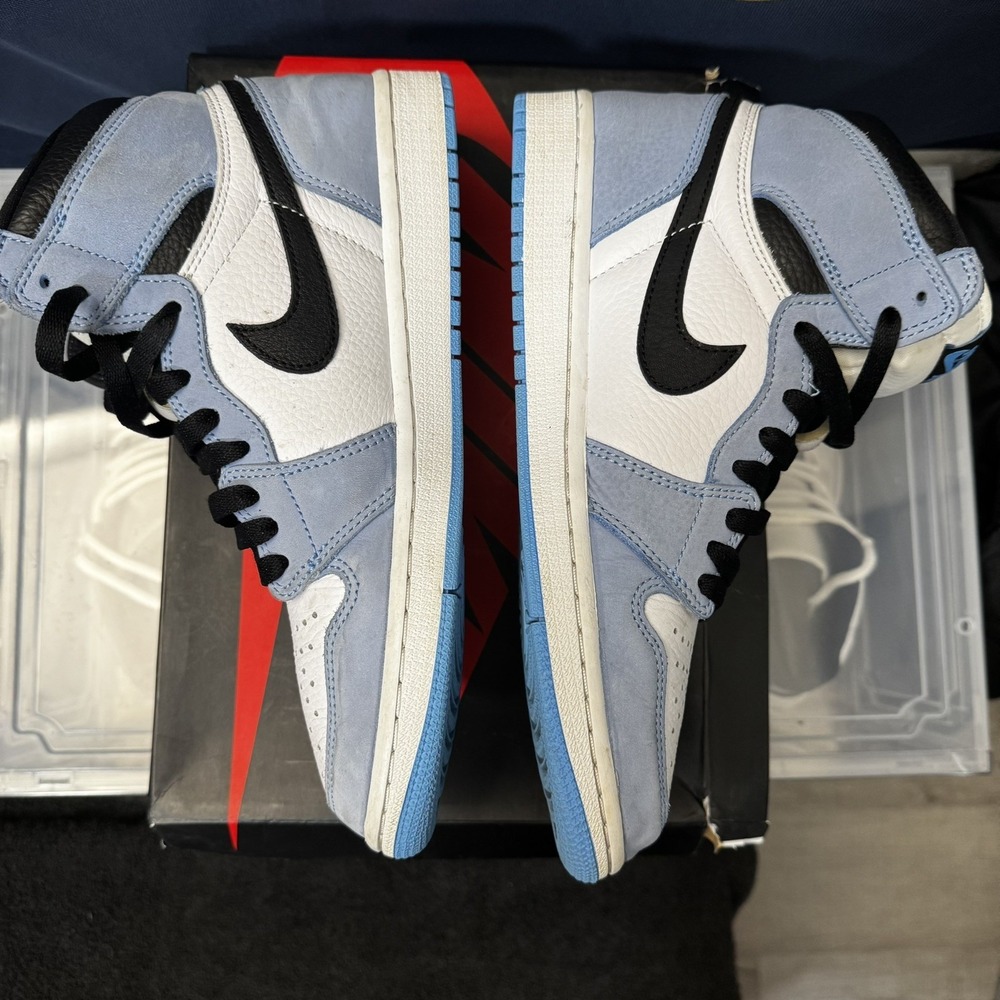 Nike Air Jordan 1 Retro High OG White Black University Blue Size 9 555088-134 - Picture 3 of 9
